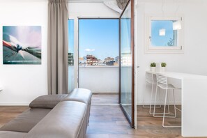 TV - Bed & Breakfast in Brindisi with 1 bedrooms sleeps 2 (Brindisi)