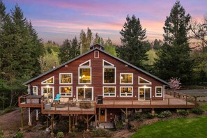 Exterior - Wondrous Lakeside Historic Home, Acres of Streams, Trails, and Beauty, Hot Tub, Pet Friendly, & BBQ (Salem)