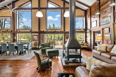 Wondrous Lakeside Historic Home, Acres of Streams, Trails, and Beauty, Hot Tub, Pet Friendly, & BBQ