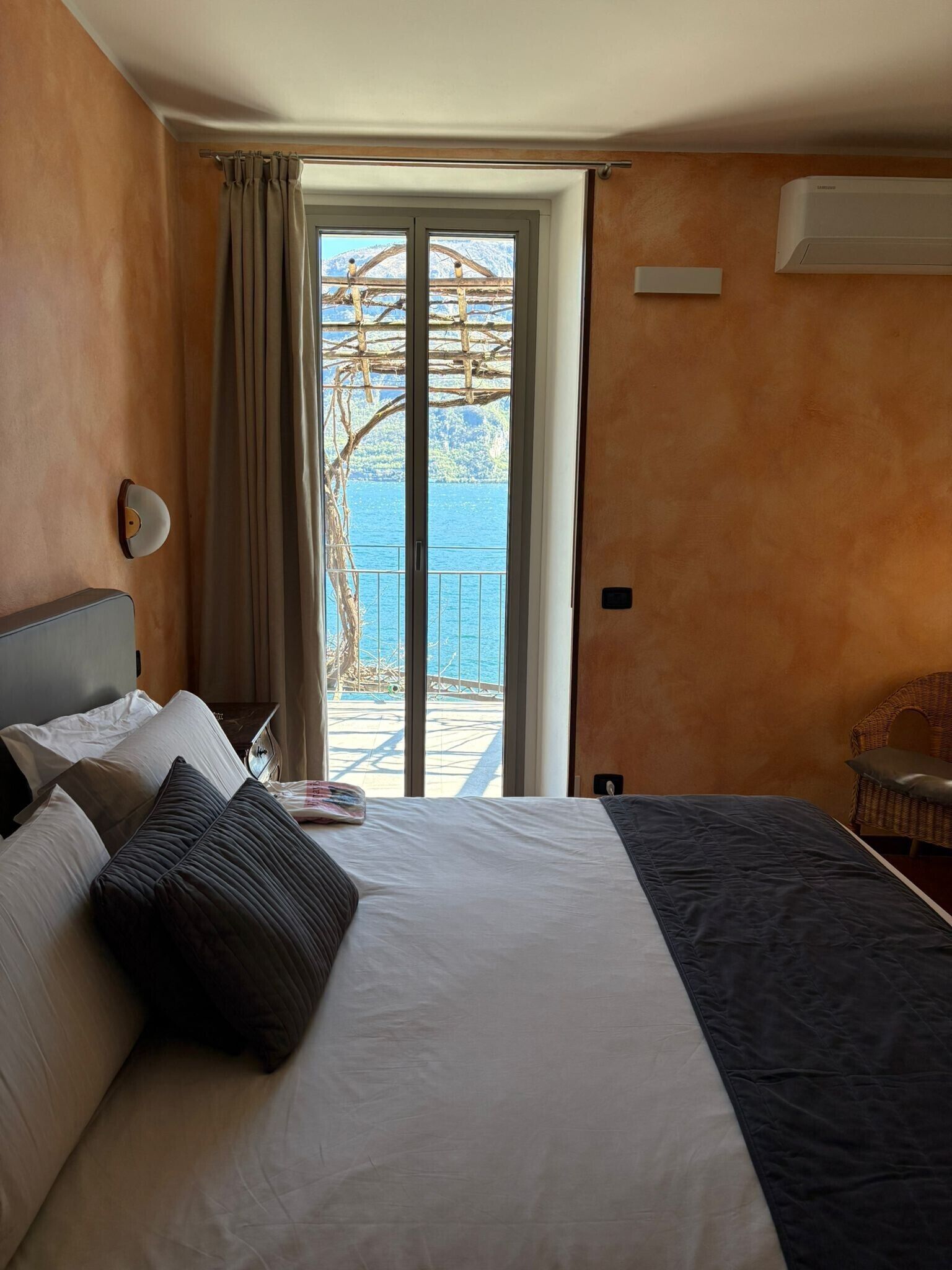 Comfort Double Room, Lake View