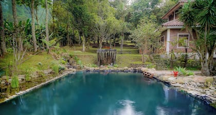 Villa Lingga Puncak