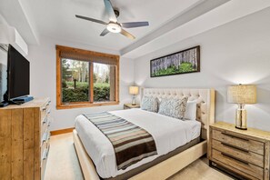 3 dormitorios, Internet, ropa de cama