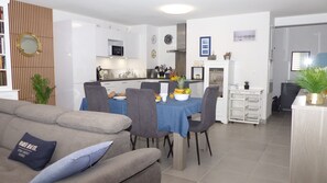 Imagen sin descripción, 2 de 45, botón