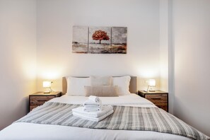 2 bedrooms, premium bedding, individually decorated - Selesta - 2 Bedroom Apartment in Athens (Athens)