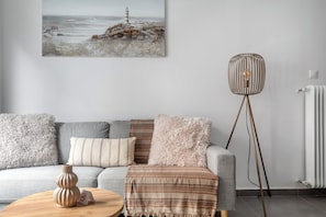 Living area - Selesta - 2 Bedroom Apartment in Athens (Athens)
