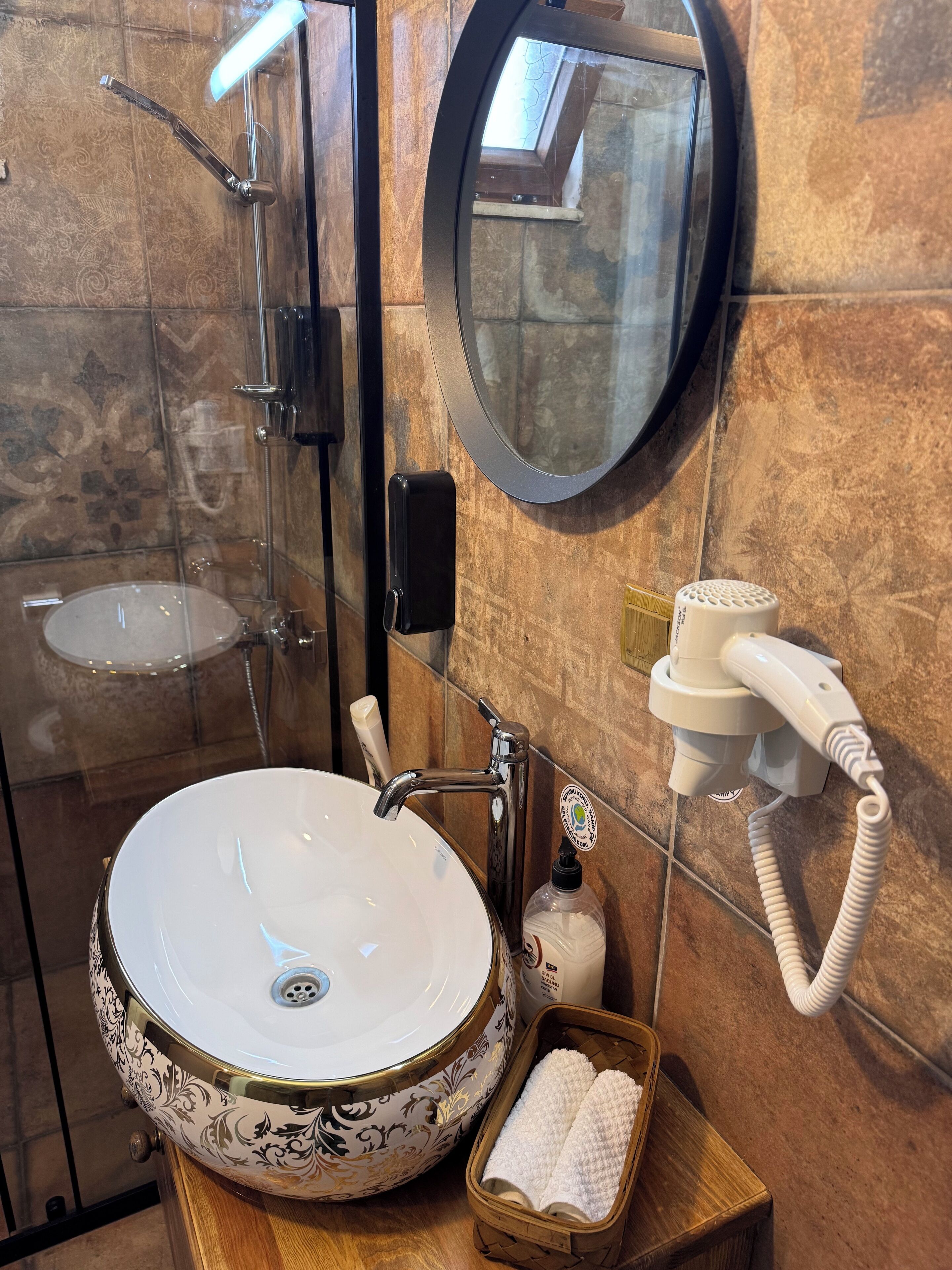 Standard Room, Garden View | Bathroom