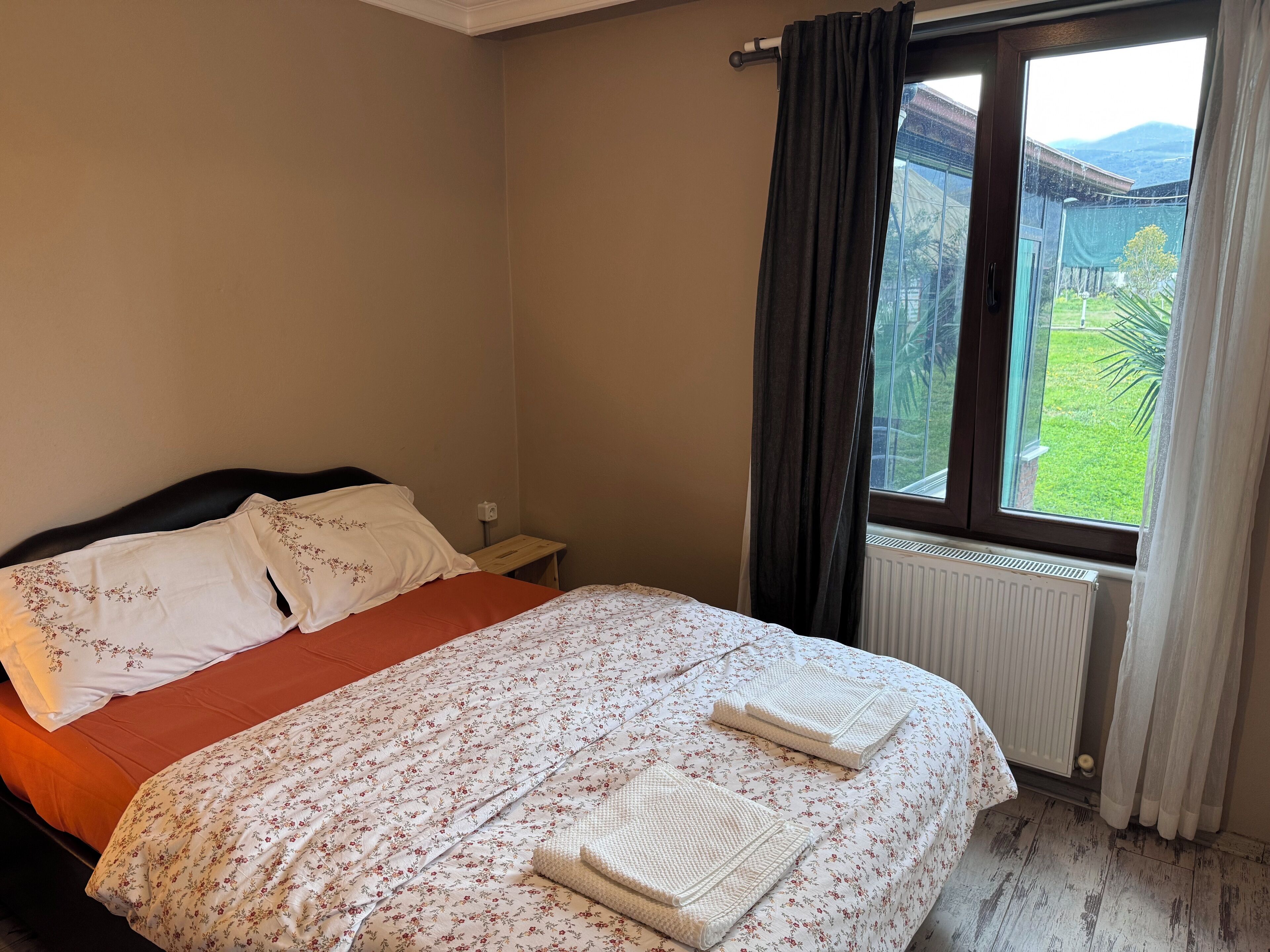 Standardzimmer, Gartenblick