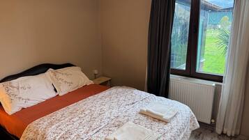 Standardzimmer, Gartenblick