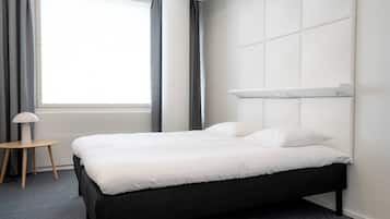 Double Room | Laptop workspace, free WiFi