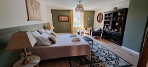 Comfort Suite, Pool View | Iron/ironing board, free WiFi