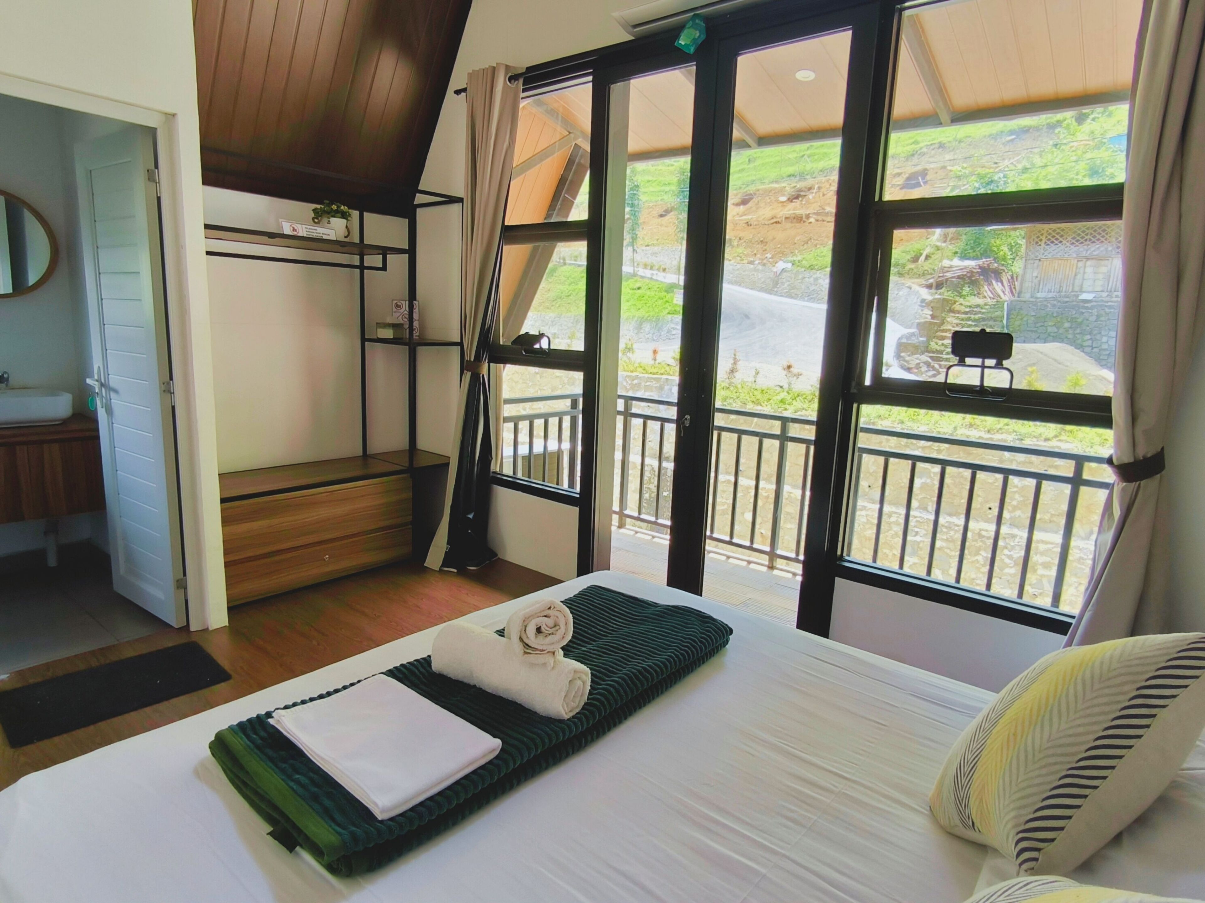 Family Suite | Free WiFi, bed sheets
