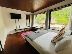 Deluxe Double Room | Free WiFi, bed sheets