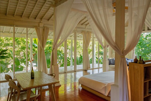 1 bedroom, WiFi, bed sheets