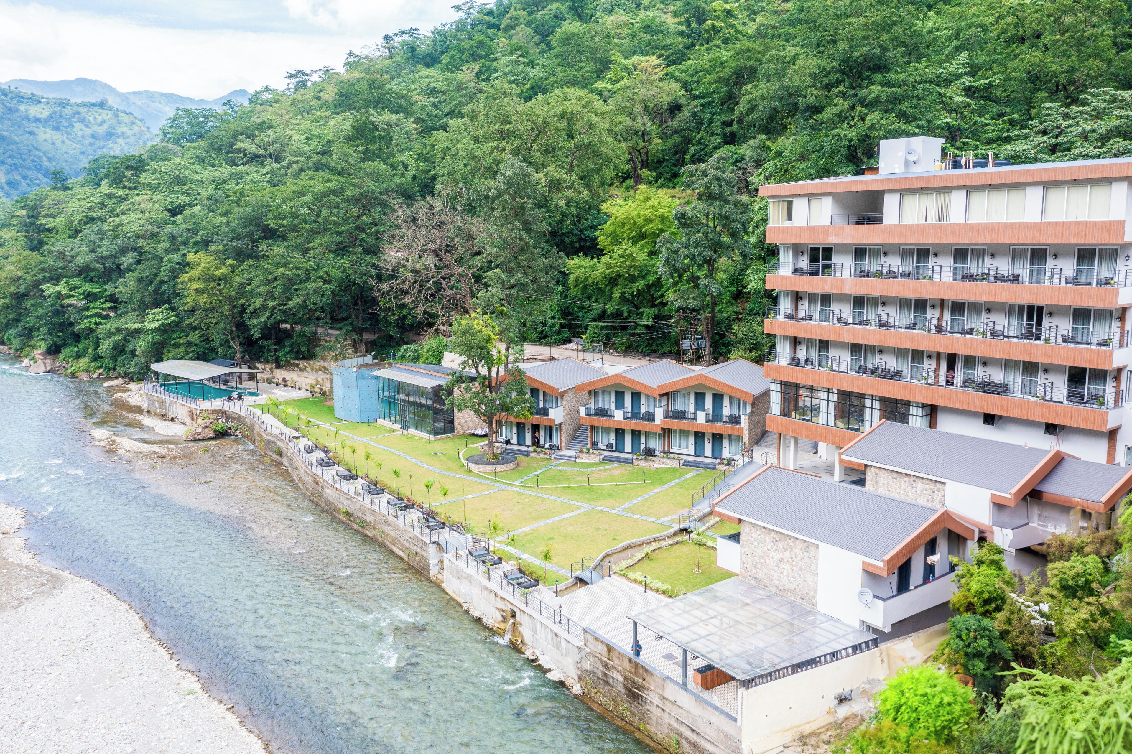 واجهة المنشأة