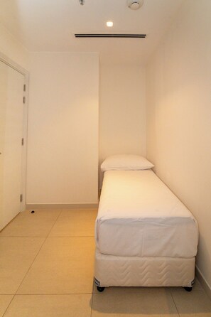 3 bedrooms, iron/ironing board, WiFi, bed sheets - Spacious 2-bedroom apartment with AC, WiFi in wonderful Fujairah (Fujairah)