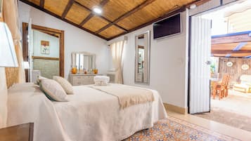 3 slaapkamers, een strijkplank/strijkijzer, reisbedje, gratis wifi