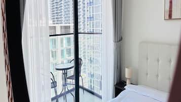 Fer et planche à repasser