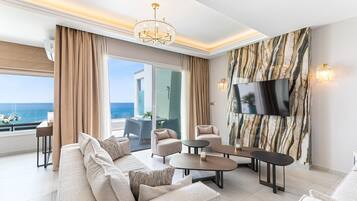 Smart TV, books, stereo