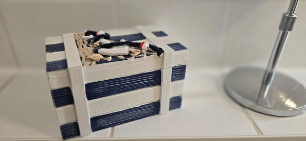 Unclassified image, 1 of 11, button