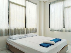 Standard Room | Free WiFi, bed sheets - Amerta House Palmerah Powered by Cocotel (Jakarta)