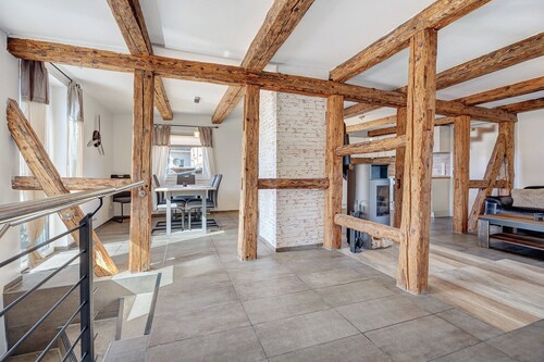 Ferienwohnung 'Langenholtensen' mit Balkon und Wi-Fi