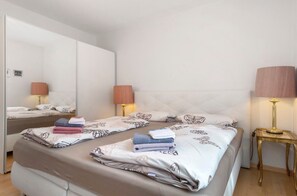 2 bedrooms, free WiFi, bed sheets