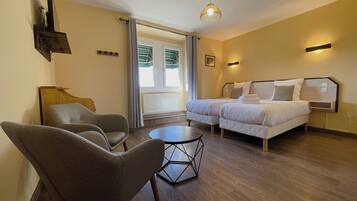 Comfort Twin Room, Hill View | Free WiFi