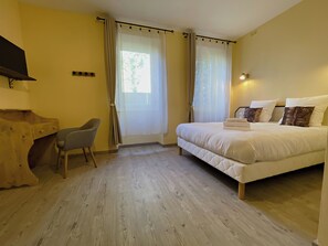 Comfort-Doppelzimmer, Hügelblick