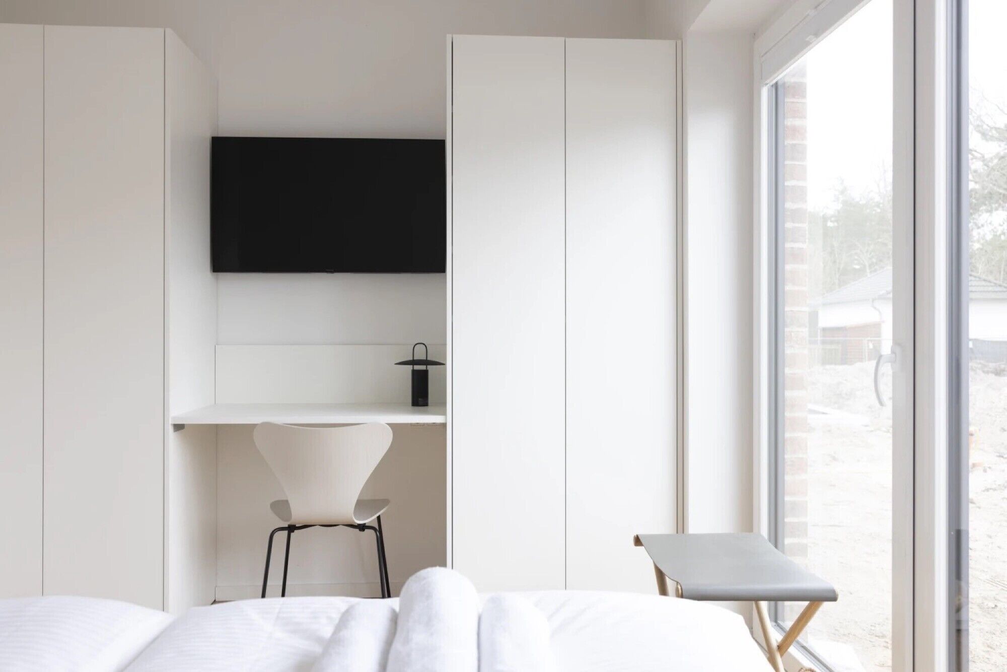 1 slaapkamer, een strijkplank/strijkijzer, gratis wifi, beddengoed