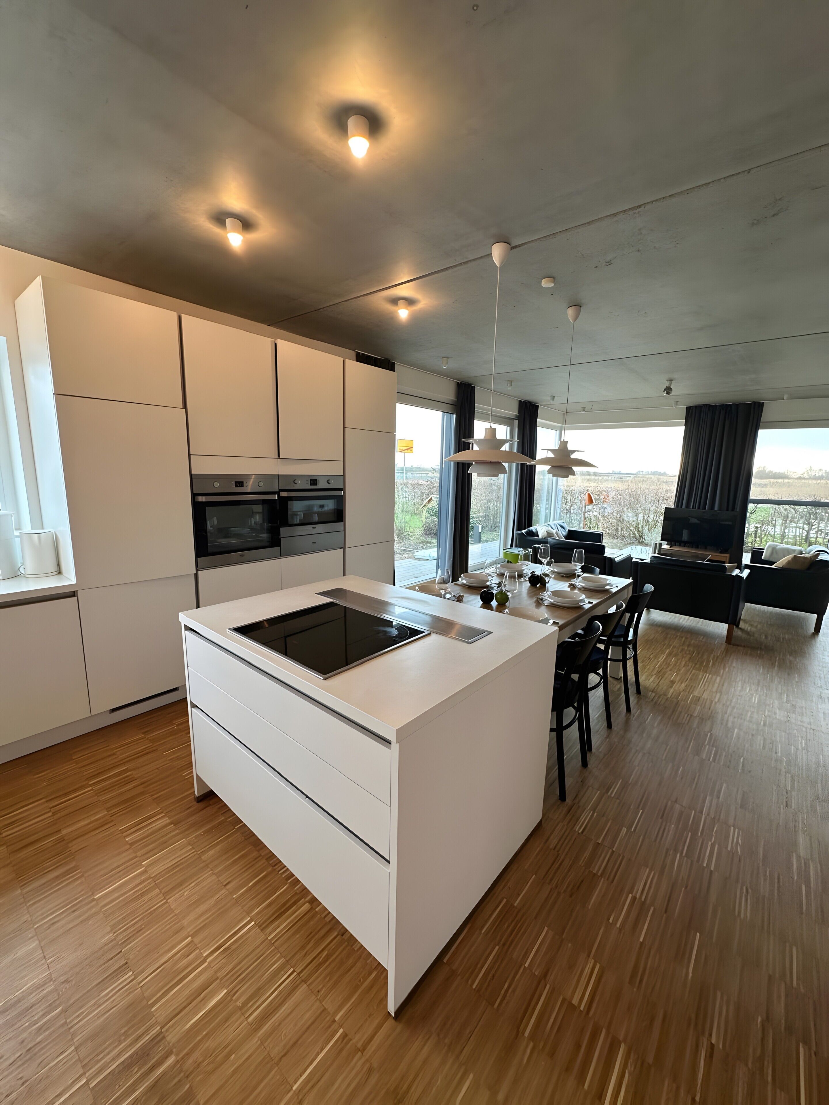 Refrigerador, horno, parrilla de estufa y lavavajillas 