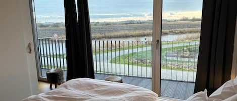 4 chambres, accĂšs au Wi-Fi (inclus), literie fournie