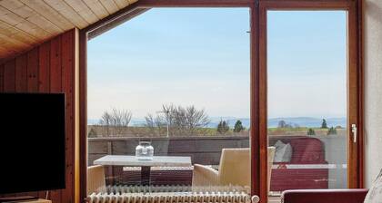 Apartment 'Abendsonne' with Mountain View, Balcony and Wi-Fi