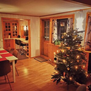 Appartement, 2 chambres, balcon, vue jardin | Restauration