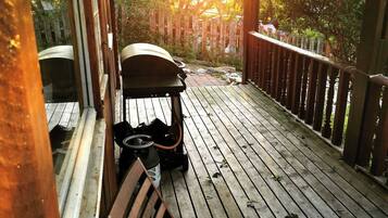 Apartment, 2 Bedrooms, Balcony, Garden View | Balcony