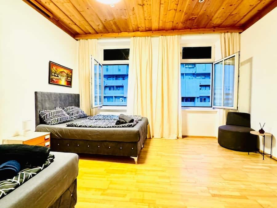 Eenvoudige kamer | Kameruitzicht