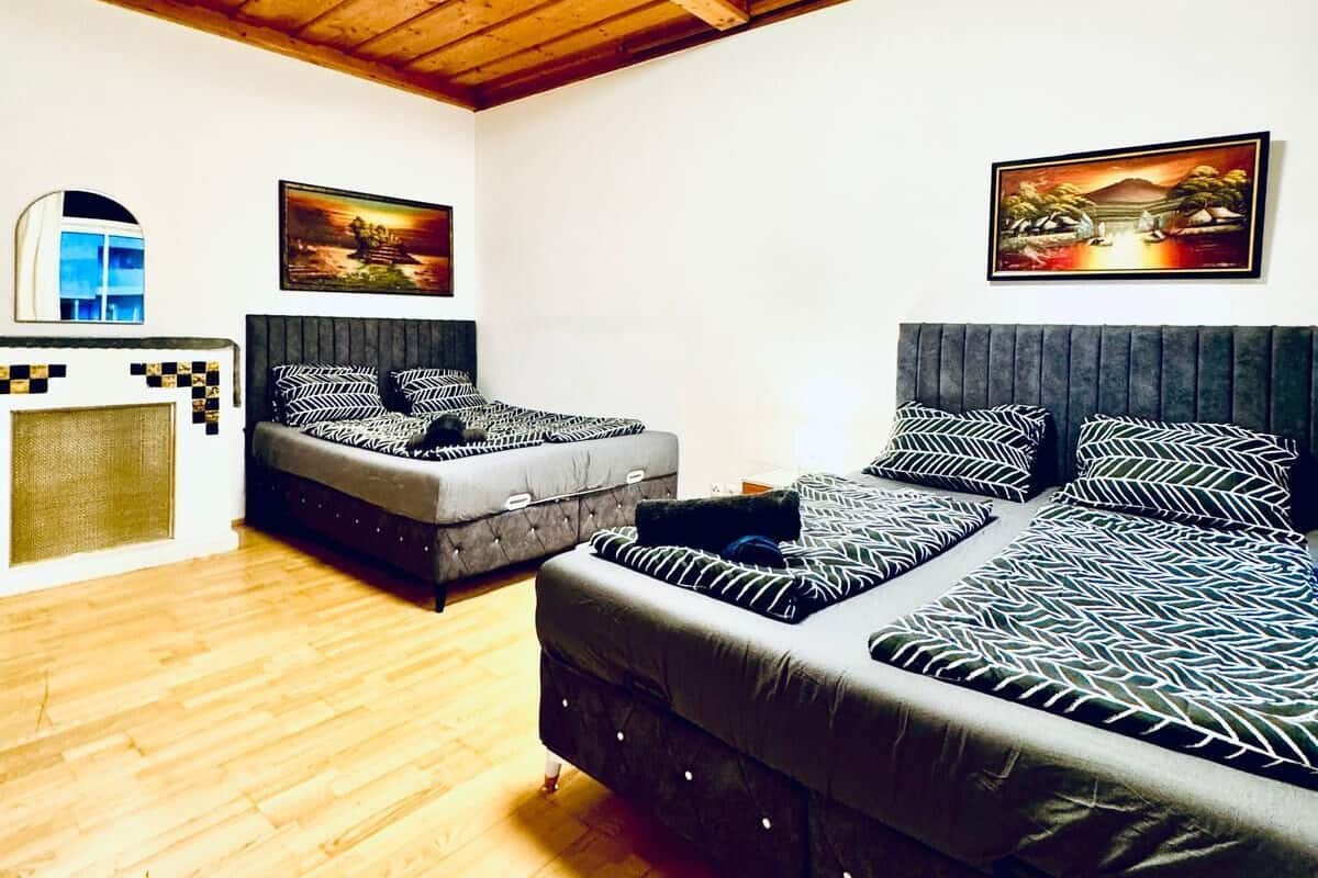 Basic Room | Iron/ironing board, free WiFi