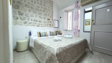1 habitación, wifi y ropa de cama