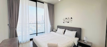 OYO HOME 1480 Premium 1bed Apartment In