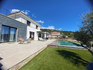 Pool - Entire villa with private pool (Montauroux)