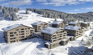 المنشأة من الخارج