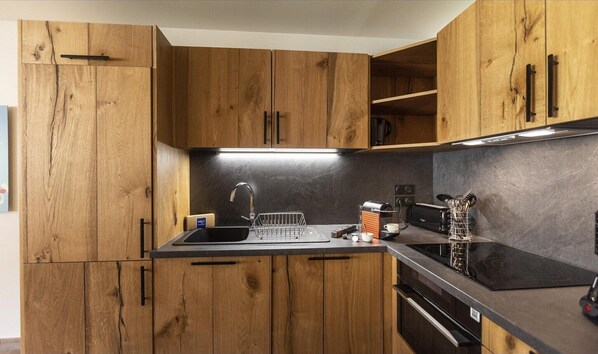 Unclassified image, 1 of 39, button - Apartment in Samoëns with Pool & Spa (Samoëns)