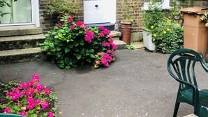 Exterior - Amhurst Hotel (London)