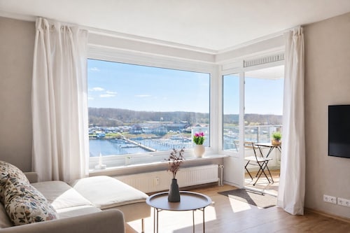 Strandhafer- Balkon mit Meerblick- 2 Min zum Strand