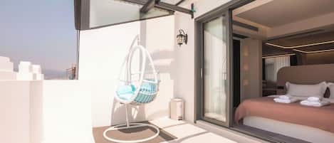 Luxury Suite, Multiple Beds | Terrace/patio