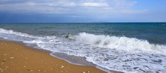 Azure Seaside Retreat in the Heart of Petalidi