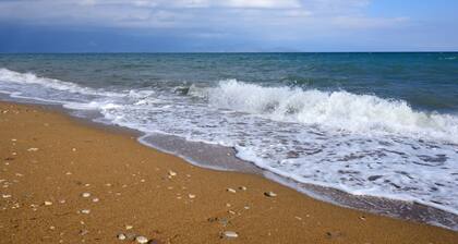 Azure Seaside Retreat in the Heart of Petalidi