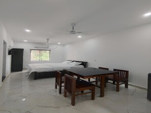 ファミリー ルーム シティビュー | WiFi (無料)、ベッドシーツ