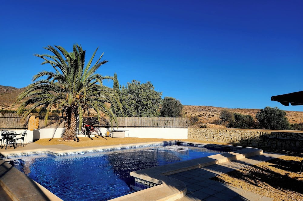 Casita-1 To 2guests-pool-patio-bbq-parking