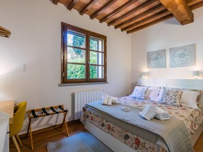 1 quarto, acesso à internet