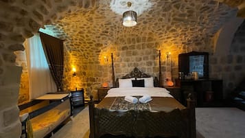 3 Schlafzimmer, Bügeleisen/Bügelbrett, Bettwäsche